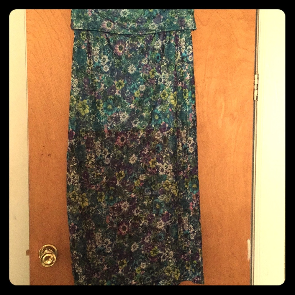 Long skirt~ shear  mid way down~